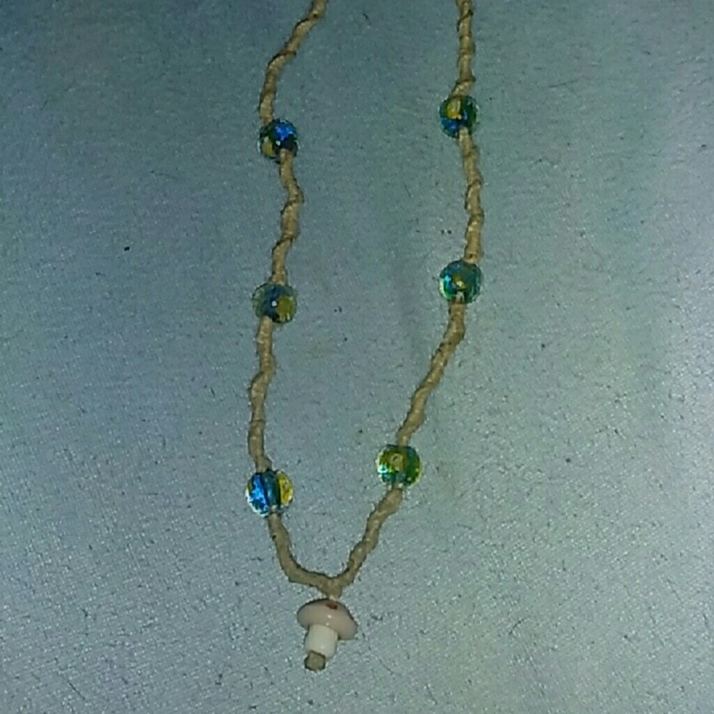 Necklace - Picture 2 of 2